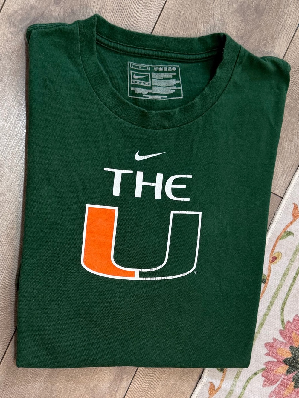 Vintage Y2K Nike Men’s Miami Hurricanes the U Logo Tee Large